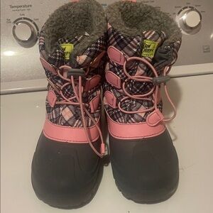 Western Chief Pink Plaid Kids Waterproof Snow Boots